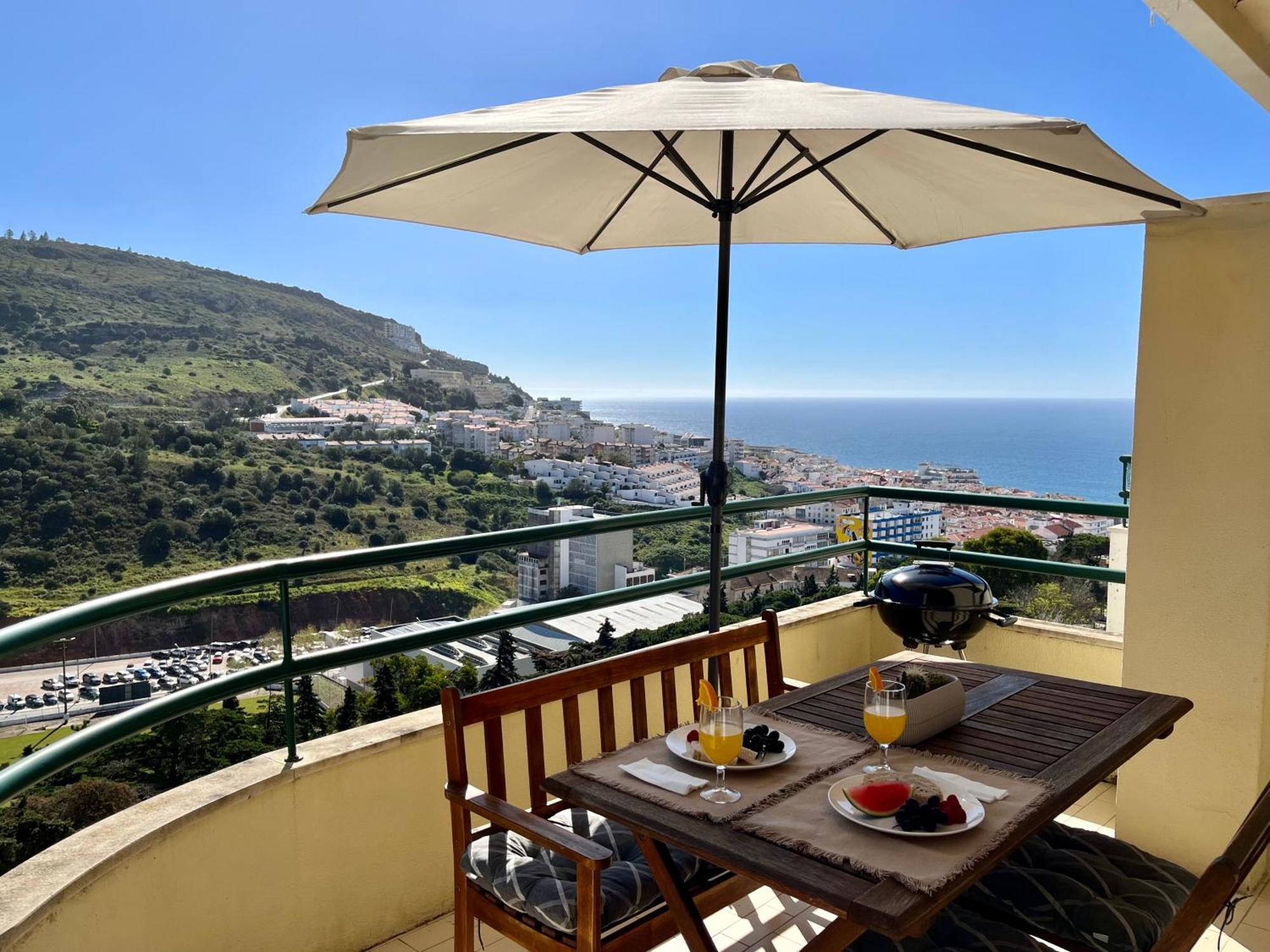 Casa Do Mar - Sea View - Wifi - Barbecue Apartment Sesimbra Luaran gambar